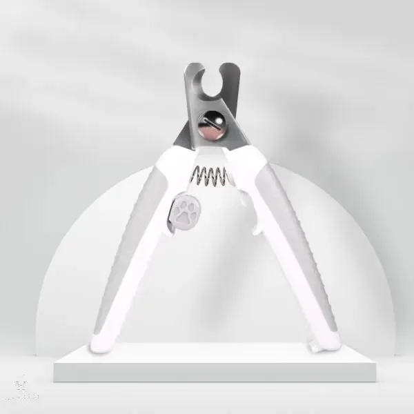 REDUCED - Nail Clipper for DOGS - Medium to Large Dogs