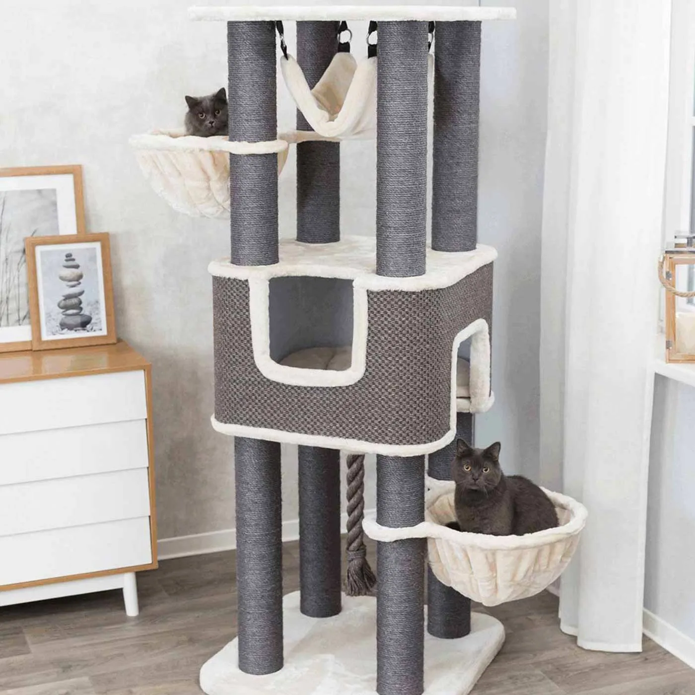 Trixie Humberto XXL Tall Scratching Tree